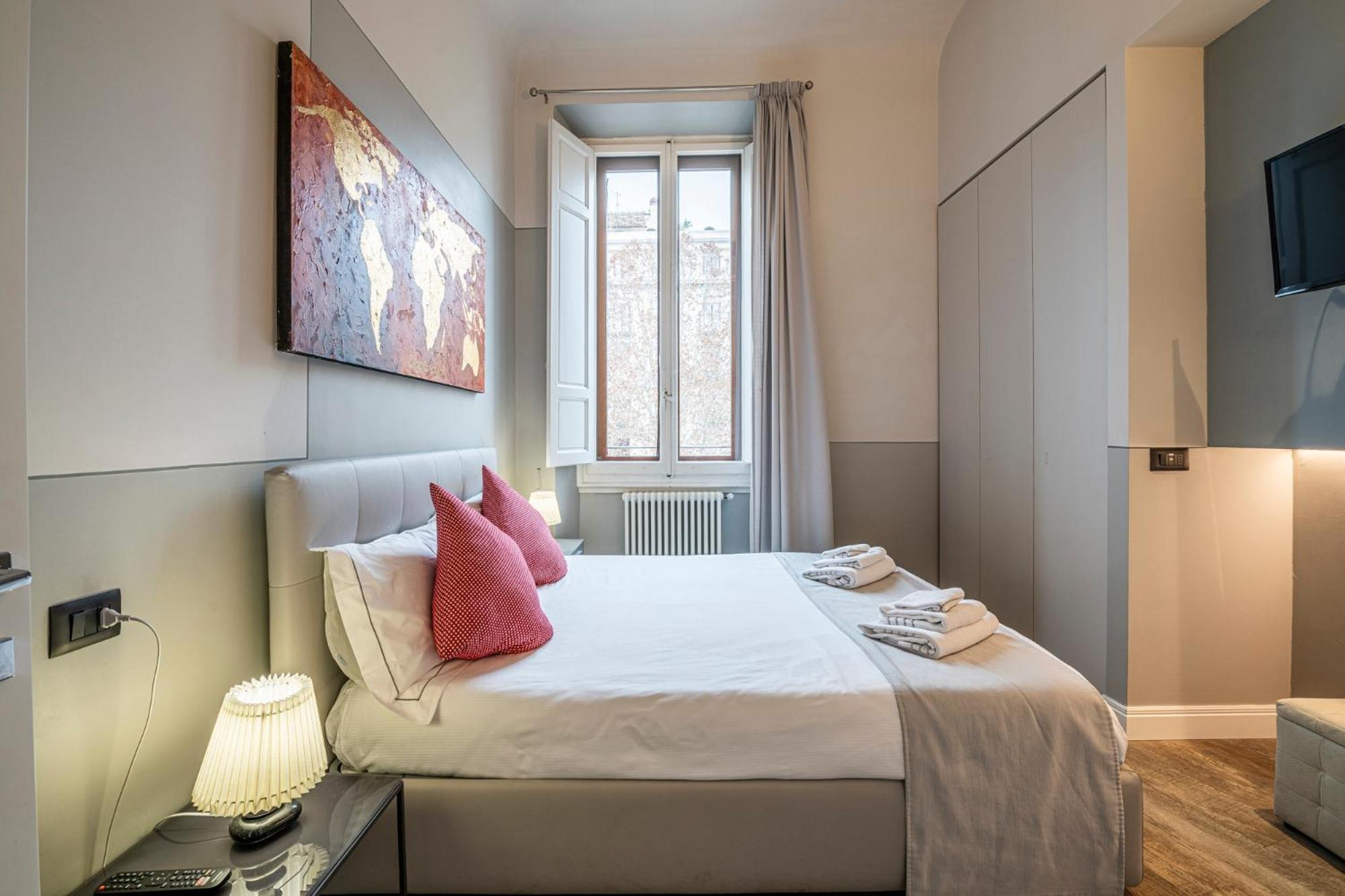 Cherubini Palace Thematic Apartment Флоренция Екстериор снимка