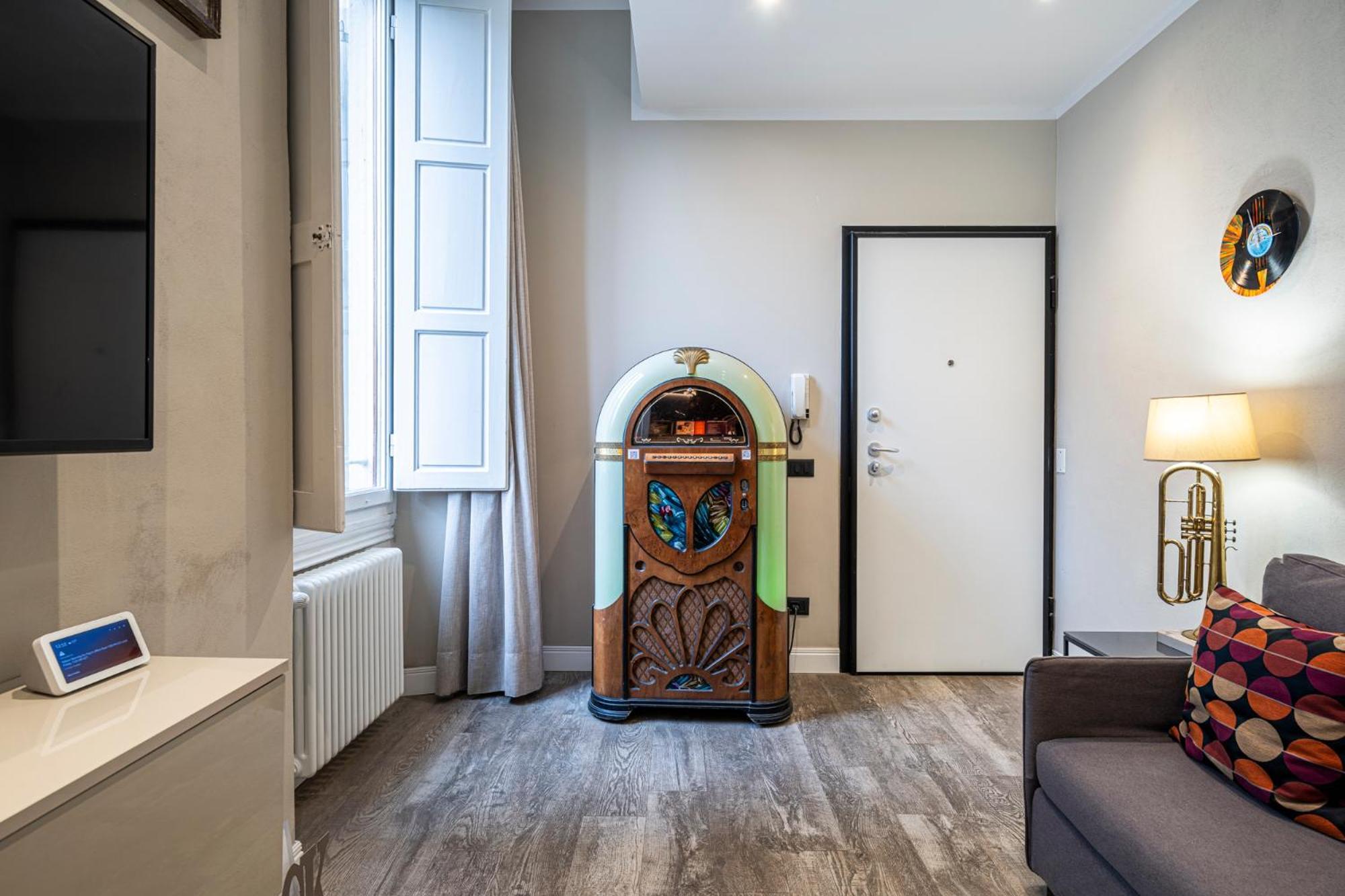 Cherubini Palace Thematic Apartment Флоренция Екстериор снимка