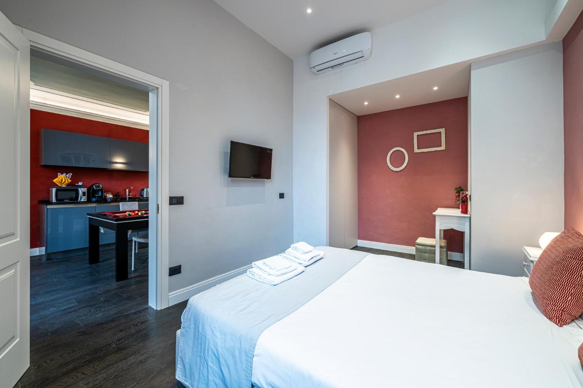 Cherubini Palace Thematic Apartment Флоренция Екстериор снимка